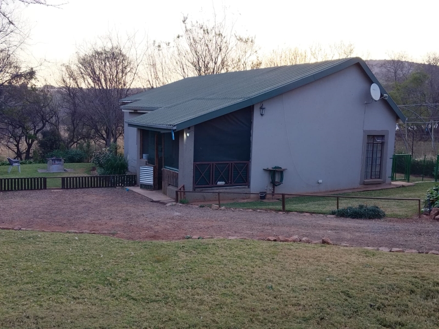 9 Bedroom Property for Sale in Rietfontein AH North West